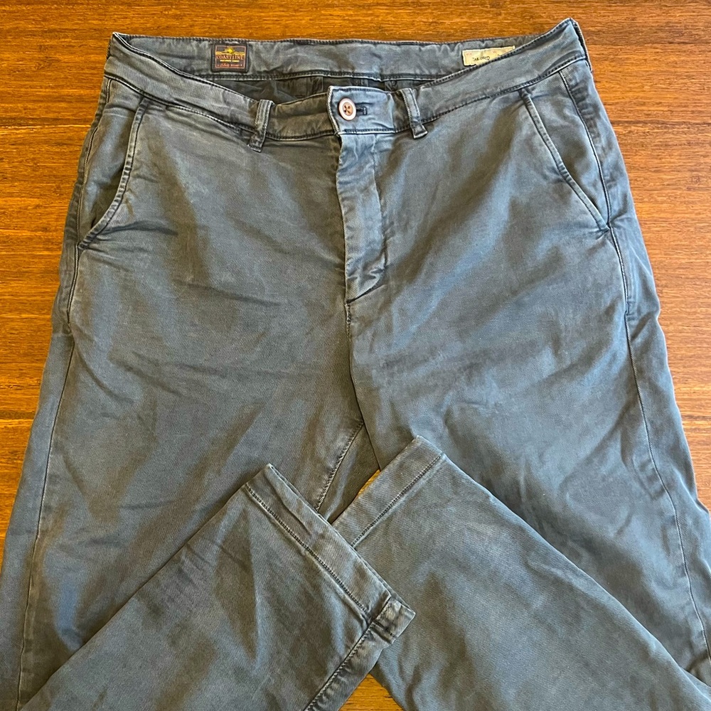 Faherty Coastline Chino in Navy - 32x30